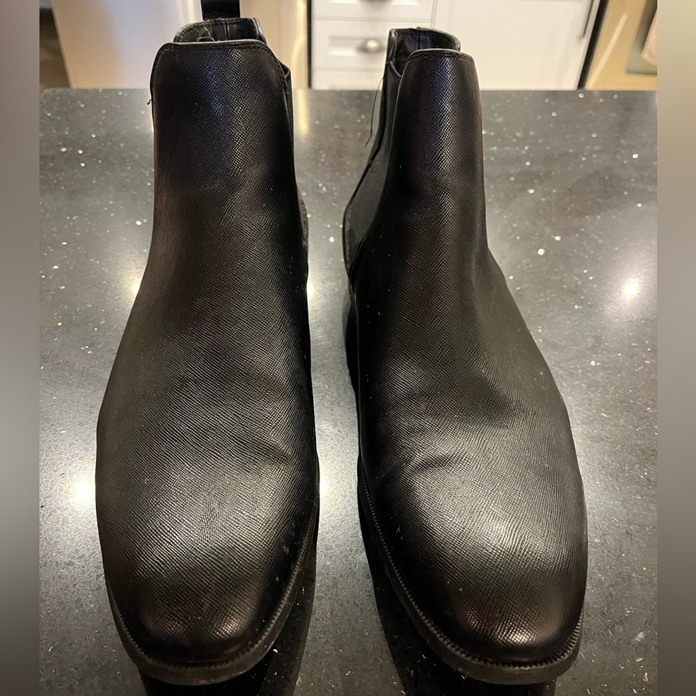 Zara Men’s Ankle Boots - EUC